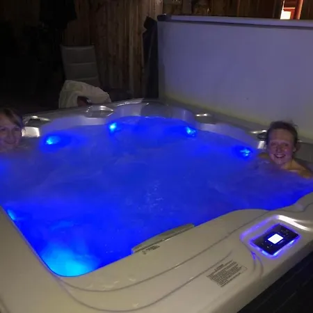 펜션 In Mit Privatem Pool By Interhome 무라우